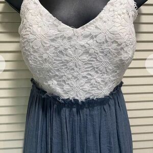 Backless dress